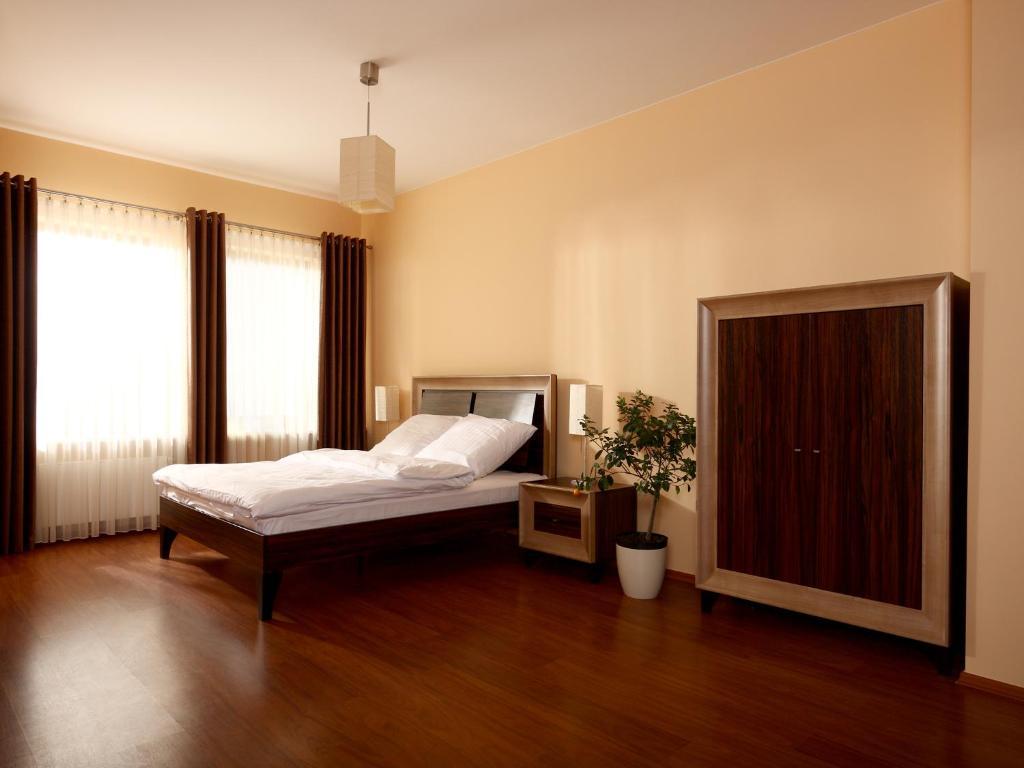 Apartamenty Zlota Nic Οπόλε Εξωτερικό φωτογραφία